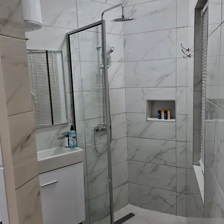 Apartment Deni