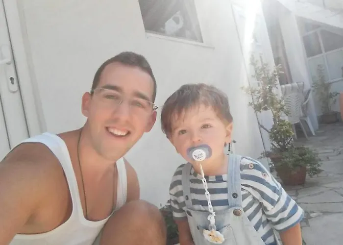 דירה Deni מוסטר